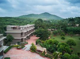 Araliayas Resort & Spa, hotel dengan parking di Udaipur