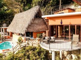 Casa Flourish, Yelapa, hotel v destinaci Yelapa