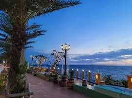 ํ
๋ผ์ค ๊ฐ๋ ๋ฏธํ๋ง ๋ฆฌ์กฐํธ