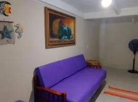 Casa com churrasq a 850m da Praia de Maresias SP