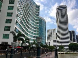 Apartments Puerto Santa Ana, hotel near Roberto Gilbert Hospital, Guayaquil