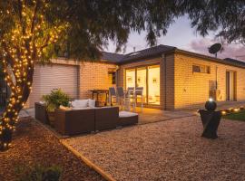 La Casa Serenità - peaceful getaway in Geelong, Ferienunterkunft in Moolap
