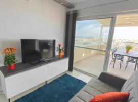 The Blue Mill Penthouse with Beautiful Views, puhkemajutus sihtkohas Naxxar