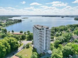 MOOI: Fantastisches Apartment mit Seeblick und Stil, Netflix, hotel la plajă din Plön