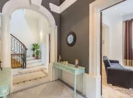 Spacious 4-Bedrooms Townhouse in Tas-Sliema