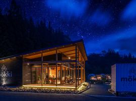 mokki STARDUST GLAMPING, luxury tent in Achi