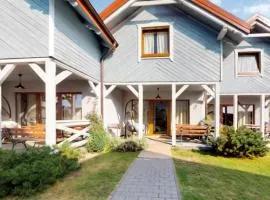 Amazing Home In Karwia With Wifi