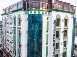 Hôtel Atenas, hotel v destinaci Tetuán