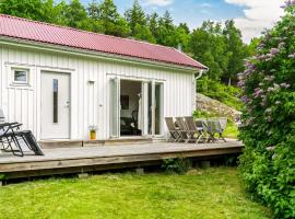 2 Bedroom Gorgeous Home In Ells, hotel a Ellös