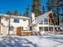 Deschutes Riverfront Home - Meredith Lodging, hotel in Sunriver