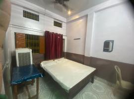 Yatri niwas home stay, hotel sa Varanasi