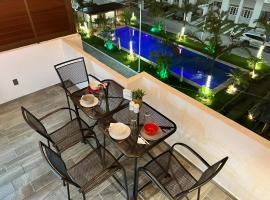 Penthouse Manzanillo exclusivo con alberca、マンサニージョのビーチ・ホテル