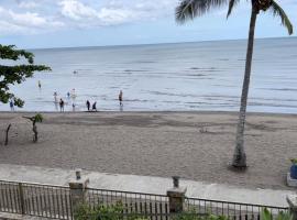 Nahas Beach Resort, hotel v destinaci Abung