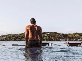 Aurora Beach View – hotel w mieście Nusa Lembongan