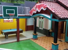 Villa Roemah JPS New, alquiler vacacional en Bogor