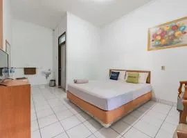 Urbanview Hotel Pondok Kurnia near Buah Batu by RedDoorz