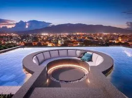 Amazing Sky River Suite
