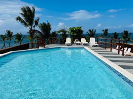 Lovely Beachfront 2 bedrooms condo with 2 pools, apartmán v rezidenci v destinaci Las Terrenas