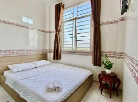 Khach San Mau Tim, hotel with parking in Ho Chi Minh City