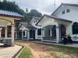 Kata Vl2_Superior, pet-friendly hotel in Ban Karon