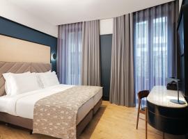 Axis Porto Club Aliados, razko&scaron;en hotel v Portu