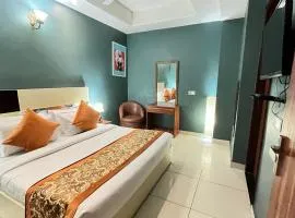 Qotel Comfort Church House Rohini Sector 15