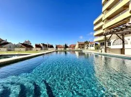 Vilamoura Marina Mar 1 with Pool by Homing