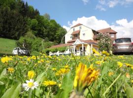 Viesnīca Familiengasthof Maier pilsētā Mautern in Steiermark, netālu no apskates objekta Der Wilde Berg - Wildpark Mautern