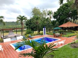 Hacienda Daniela, hotel di Cascajero