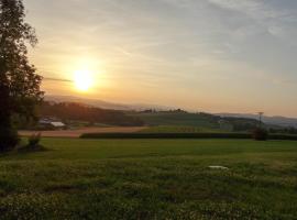 Ferienwohnung im bayerischen Wald, παραθεριστική κατοικία σε Tittling