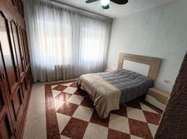 Amplio apartamento exterior: Granada şehrinde bir daire