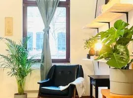 (PLANTROOM9)Ganze Wohnung allein