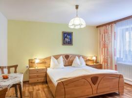 Gästehaus Gisela 2, hotel v destinaci Bruck am Ziller