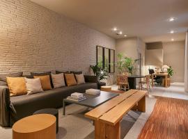 Uma Suites Pau Claris, B&B in Barcelona