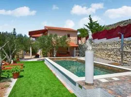 Awesome Home In Donje Polje With 5 Bedrooms, Wifi And Outdoor Swimming Pool