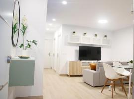 Suites Verano Azul, apartamento en Castillo del Romeral