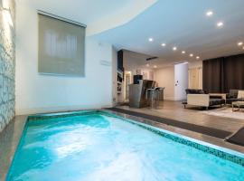 Design Apartment with private pool exclusive use - Stelvio 21, hotell nära Marche Metro Station, Milano