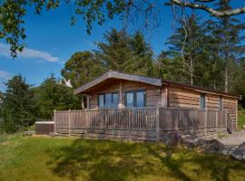 Burgie Woodland Lodges, holiday home in Forres