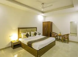 FabHotel White House BNB - Nr Yashobhoomi Convention Centre
