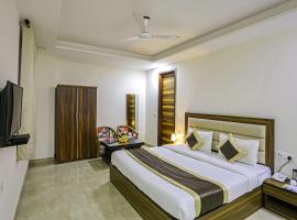 FabHotel White House BNB, hotel in Dwarka, New Delhi