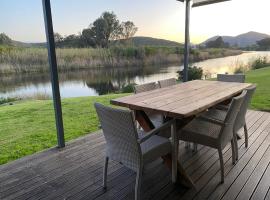 The Riverdell, holiday home in Robertson