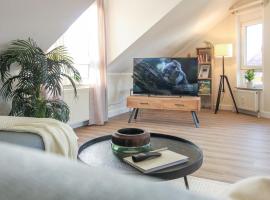 nJoy! Sonnig & Zentral - Queensize - Kaffee - Netflix - Balkon - perfekt für Business & Paare, apartment in Neckarsulm