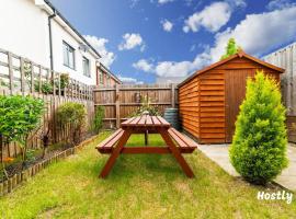 Puffin Way - Comfortable, spacious house with parking