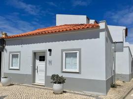 Casa Sagres T2 - 3 minutos a pé Praia da Mareta, maison de vacances à Sagres