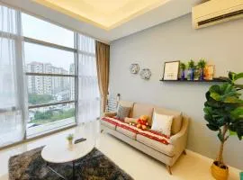 The Azure Residences 5 Paradigm Mall PJ 75 by Warm Home