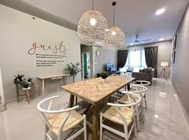 The Apple PREMIER CONDO three bedroom in MELAKA