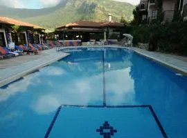 Hisar Holiday Club