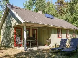 A Beautiful Home In Aakirkeby With 4 Bedrooms And Wifi