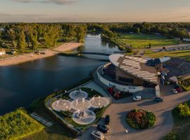 Wyspa Wisła Przyjazna Przystań Stężyca, hotel in Stężyca