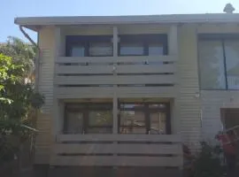 24 Outeniqua Bluff Outeniqua Strand Glentana x 3 Units